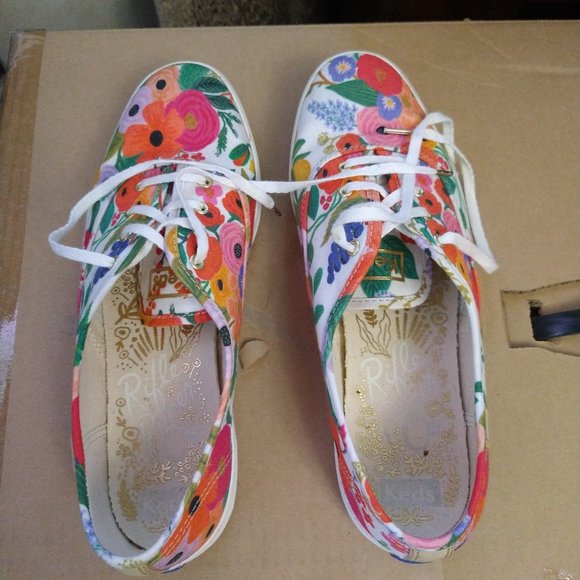 Keds size 9 womens floral - Picture 1 of 2